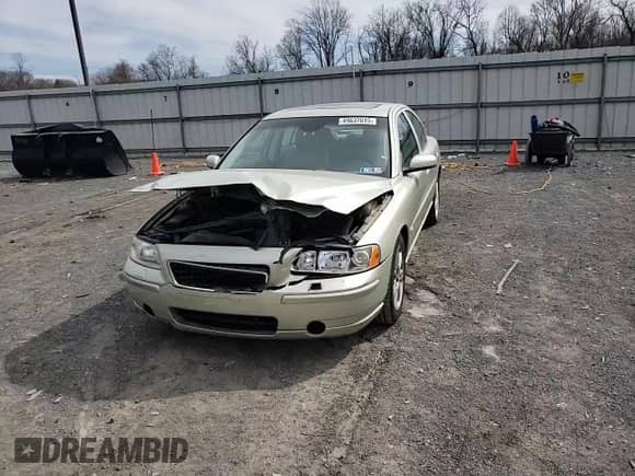 2005 Volvo S60 с VIN YV1RH592752442037, выставлен на аукционе Copart как лот 49637015 с пробегом 103 774 миль миль и Списание • Salvage title. История ставок и продаж доступна на DreamBid. Изображение 10.