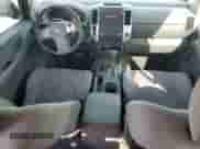 2010 Nissan Frontier SE с VIN 1N6AD0ER3AC431834, выставлен на аукционе Copart как лот 81638925 с пробегом 196 341 миль миль и Списание • Salvage title. История ставок и продаж доступна на DreamBid. Изображение 8.