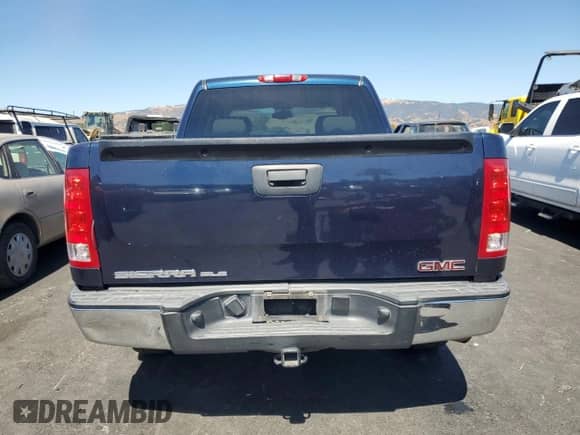 2007 GMC Sierra 1500 SLE1 z VIN 2GTEC13C971525002, wystawiony jako Copart lot #65598105 z przebiegiem 181 425 mil mil oraz Szkoda całkowita • Salvage title. Historia ofert i sprzedaży dostępna na DreamBid. Obrazek 6.