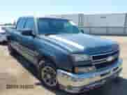2006 Chevrolet Silverado 1500 LT2 z VIN 2GCEC13TX61157587, wystawiony jako IAAI lot #42217816 z przebiegiem 231 426 mil mil oraz . Historia ofert i sprzedaży dostępna na DreamBid. Obrazek 1.
