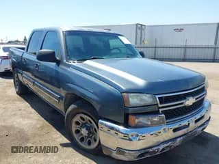2006 Chevrolet Silverado 1500 LT2 z VIN 2GCEC13TX61157587, wystawiony jako IAAI lot #42217816 z przebiegiem 231 426 mil mil oraz . Historia ofert i sprzedaży dostępna na DreamBid. Obrazek 1.
