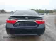 2017 Toyota Camry XLE z VIN 4T1BF1FK8HU793652, wystawiony jako IAAI lot #43517495 z przebiegiem 116 318 mil mil oraz . Historia ofert i sprzedaży dostępna na DreamBid. Obrazek 16.