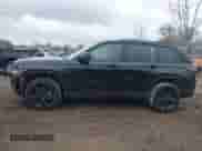 2023 Jeep Grand Cherokee Laredo с VIN 1C4RJHAG4PC599198, выставлен на аукционе IAAI как лот 41741474 с пробегом 19 162 миль миль и . История ставок и продаж доступна на DreamBid. Изображение 14.