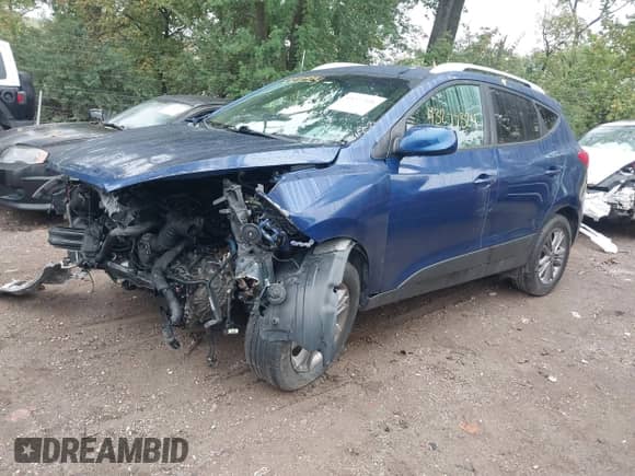 2015 Hyundai Tucson SE z VIN KM8JU3AG6FU013869, wystawiony jako IAAI lot #43277324 z przebiegiem 134 482 mil mil oraz . Historia ofert i sprzedaży dostępna na DreamBid. Obrazek 17.