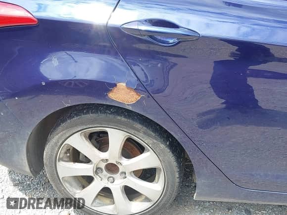 2011 Hyundai Elantra GLS z VIN 5NPDH4AEXBH020578, wystawiony jako IAAI lot #42382242 z przebiegiem 220 112 mil mil oraz . Historia ofert i sprzedaży dostępna na DreamBid. Obrazek 12.