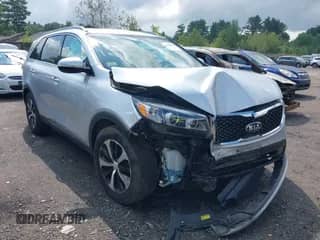 2016 Kia Sorento EX with VIN 5XYPHDA59GG158267, listed as a IAAI auction lot 42808453 with 62,224 mi miles and . Bid and sale history available at DreamBid. Image 1.