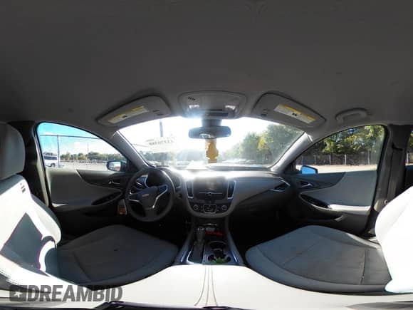 2018 Chevrolet Malibu LT z VIN 1G1ZD5ST7JF145740, wystawiony jako IAAI lot #43370388 z przebiegiem 94 051 mil mil oraz . Historia ofert i sprzedaży dostępna na DreamBid. Obrazek 18.