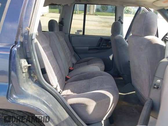 1998 Jeep Grand Cherokee Laredo с VIN 1J4GZ58S6WC269225, выставлен на аукционе IAAI как лот 42896922 с пробегом 190 716 миль миль и . История ставок и продаж доступна на DreamBid. Изображение 8.