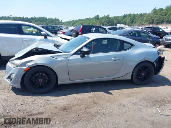 2013 Scion FR-S z VIN JF1ZNAA14D2729902, wystawiony jako IAAI lot #42771449 z przebiegiem 93 888 mil mil oraz . Historia ofert i sprzedaży dostępna na DreamBid. Obrazek 15.