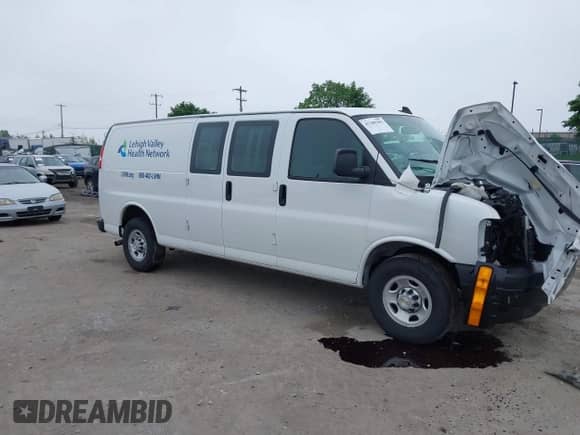 2020 Chevrolet Express Cargo with VIN 1GCWGBFP0L1223210, listed as a IAAI auction lot 42280281 with 20,701 mi miles and . Bid and sale history available at DreamBid. Image 1.