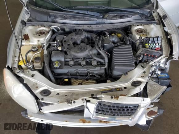 2004 Dodge Stratus SE with VIN 1B3EL36R24N325182, listed as a Copart auction lot 69961605 with 175,518 mi miles and Salvage title. Bid and sale history available at DreamBid. Image 11.