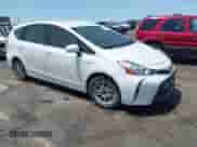 2015 Toyota Prius Two z VIN JTDZN3EUXFJ023665, wystawiony jako IAAI lot #42580363 z przebiegiem 150 111 mil mil oraz . Historia ofert i sprzedaży dostępna na DreamBid. Obrazek 1.