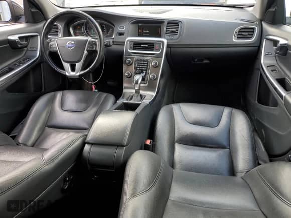 2015 Volvo S60 with VIN YV126MFD6F2306698, listed as a Copart auction lot 44184805 with 112,433 mi miles and Salvage title. Bid and sale history available at DreamBid. Image 8.