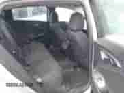 2021 Chevrolet Malibu LS z VIN 1G1ZC5ST0MF038195, wystawiony jako IAAI lot #42643730 z przebiegiem 74 247 mil mil oraz . Historia ofert i sprzedaży dostępna na DreamBid. Obrazek 8.