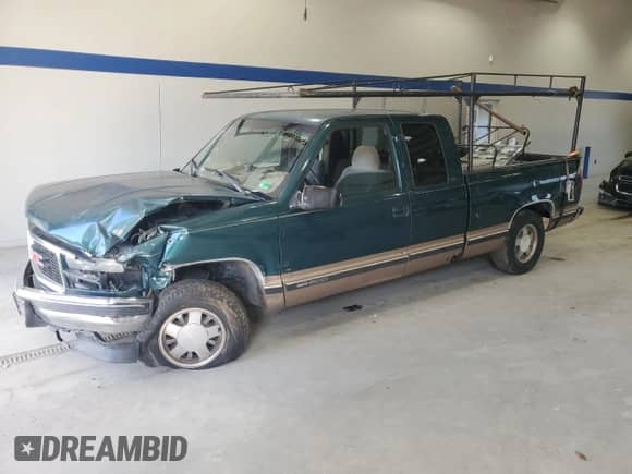1998 GMC Sierra 1500 z VIN 2GTEC19M7W1557218, wystawiony jako Copart lot #51055425 z przebiegiem 311 370 mil mil oraz Szkoda całkowita • Salvage title. Historia ofert i sprzedaży dostępna na DreamBid. Obrazek 1.