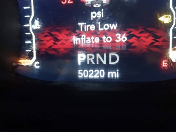 2021 Jeep Wrangler Unlimited Sahara Altitude z VIN 1C4HJXEN8MW679385, wystawiony jako IAAI lot #41542602 z przebiegiem 50 220 mil mil oraz . Historia ofert i sprzedaży dostępna na DreamBid. Obrazek 15.