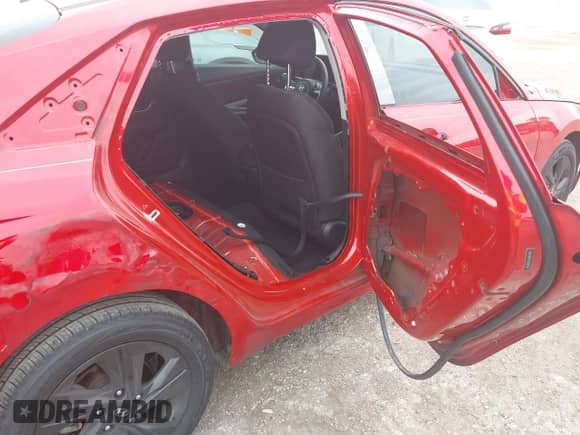 2022 Hyundai Elantra SEL with VIN 5NPLM4AG8NH057576, listed as a IAAI auction lot 43212145 with 51,707 mi miles and . Bid and sale history available at DreamBid. Image 8.