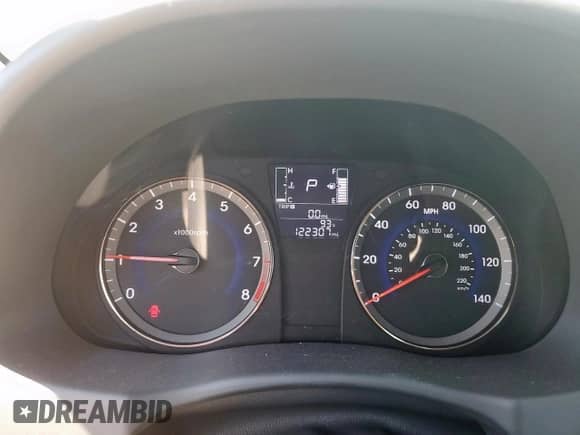 2017 Hyundai Accent SE z VIN KMHCT4AE6HU353879, wystawiony jako Copart lot #86433135 z przebiegiem 122 307 mil mil oraz Nie do naprawy • Non repairable. Historia ofert i sprzedaży dostępna na DreamBid. Obrazek 9.