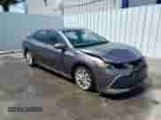 2023 Toyota Camry LE z VIN 4T1C11AK4PU103811, wystawiony jako Copart lot #70062385 z przebiegiem 46 128 mil mil oraz Czysty tytuł • Clean title. Historia ofert i sprzedaży dostępna na DreamBid. Obrazek 4.