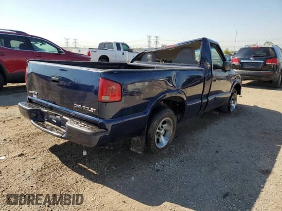 2002 Chevrolet S-10 LS с VIN 1GCCS14W228233782, выставлен на аукционе Copart как лот 74964234 с пробегом 87 615 миль миль и Списание • Salvage title. История ставок и продаж доступна на DreamBid. Изображение 3.