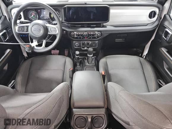 2025 Jeep Wrangler Sahara with VIN 1C4RJXP62SW578124, listed as a Copart auction lot 84775855 with 10,902 mi miles and Clean title. Bid and sale history available at DreamBid. Image 8.