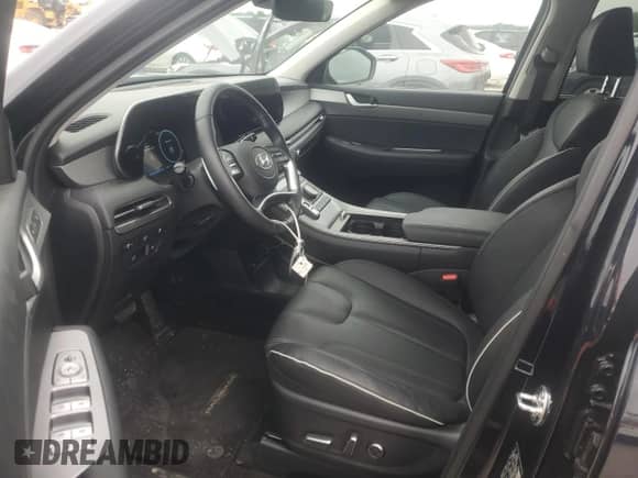 2024 Hyundai Palisade SEL z VIN KM8R4DGE8RU753815, wystawiony jako Copart lot #59325185 z przebiegiem 4 498 mil mil oraz Szkoda całkowita • Salvage title. Historia ofert i sprzedaży dostępna na DreamBid. Obrazek 7.