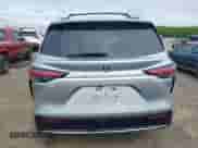 2025 Toyota Sienna Limited с VIN 5TDZRKEC9SS234407, выставлен на аукционе IAAI как лот 42131916 с пробегом 7 695 миль миль и . История ставок и продаж доступна на DreamBid. Изображение 16.