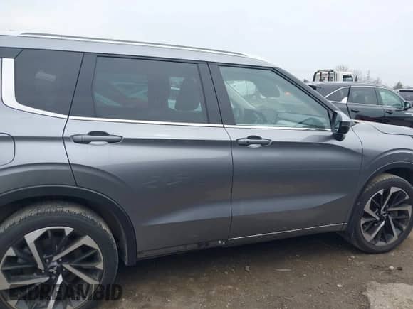 2023 Mitsubishi Outlander SEL with VIN JA4J4VA87PZ031997, listed as a IAAI auction lot 42010477 with 33,649 mi miles and . Bid and sale history available at DreamBid. Image 13.