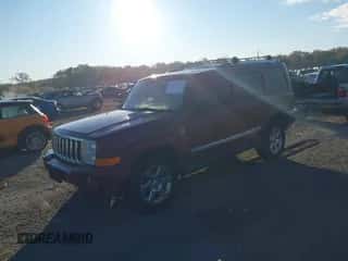 2007 Jeep Commander Limited with VIN 1J8HG58PX7C654759, listed as a IAAI auction lot 43498137 with 216,584 mi miles and . Bid and sale history available at DreamBid. Image 2.