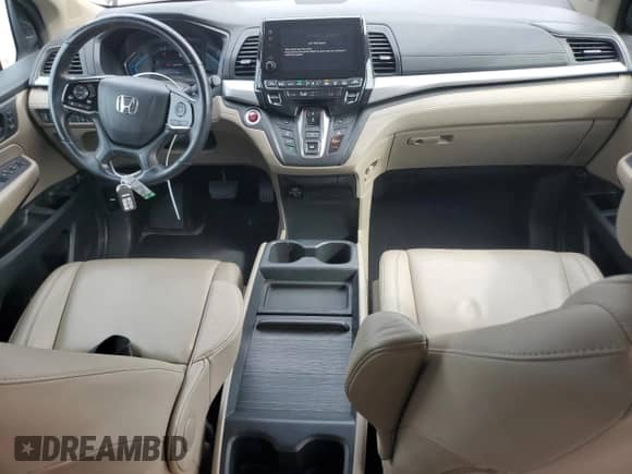 2020 Honda Odyssey EX-L с VIN 5FNRL6H71LB013431, выставлен на аукционе Copart как лот 82067075 с пробегом 130 305 миль миль и Списание • Salvage title. История ставок и продаж доступна на DreamBid. Изображение 8.