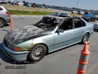 2000 BMW 5 Series 528i с VIN WBADM6341YGV03768, выставлен на аукционе Copart как лот 68331985 с пробегом Не указан миль и На запчасти • Non repairable. История ставок и продаж доступна на DreamBid. Изображение 1.