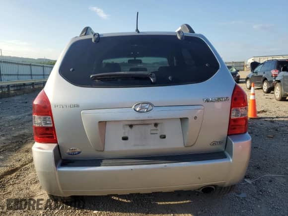 2007 Hyundai Tucson GLS с VIN KM8JM72B27U617818, выставлен на аукционе Copart как лот 64369785 с пробегом 104 875 миль миль и Списание • Salvage title. История ставок и продаж доступна на DreamBid. Изображение 6.