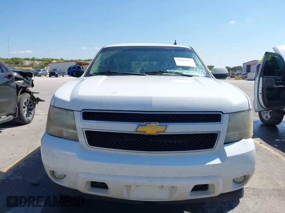 2012 Chevrolet Tahoe LT with VIN 1GNSCBE04CR102302, listed as a IAAI auction lot 43202041 with 212,653 mi miles and . Bid and sale history available at DreamBid. Image 12.