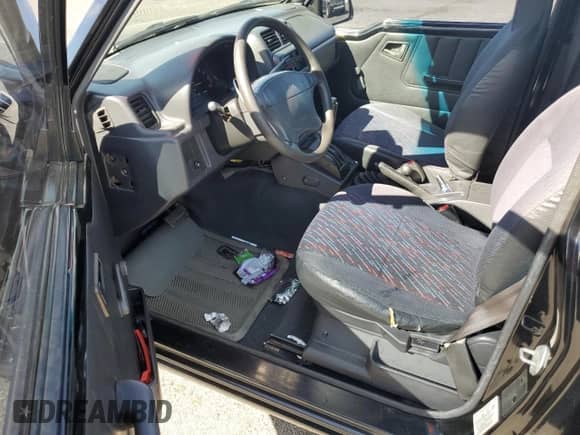 1998 Chevrolet Tracker с VIN 2CNBJ1868W6925819, выставлен на аукционе Copart как лот 70881874 с пробегом 180 849 миль миль и Списание • Salvage title. История ставок и продаж доступна на DreamBid. Изображение 8.