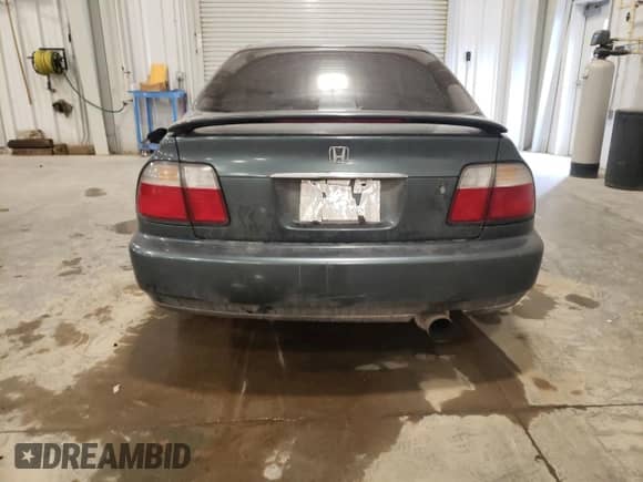 1997 Honda Accord LX с VIN 1HGCD5536VA207352, выставлен на аукционе Copart как лот 53482275 с пробегом 331 699 миль миль и Списание • Salvage title. История ставок и продаж доступна на DreamBid. Изображение 6.