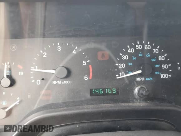 1998 Jeep Wrangler SE with VIN 1J4FY29P8WP767006, listed as a Copart auction lot 55603315 with 146,169 mi miles and Salvage title. Bid and sale history available at DreamBid. Image 9.