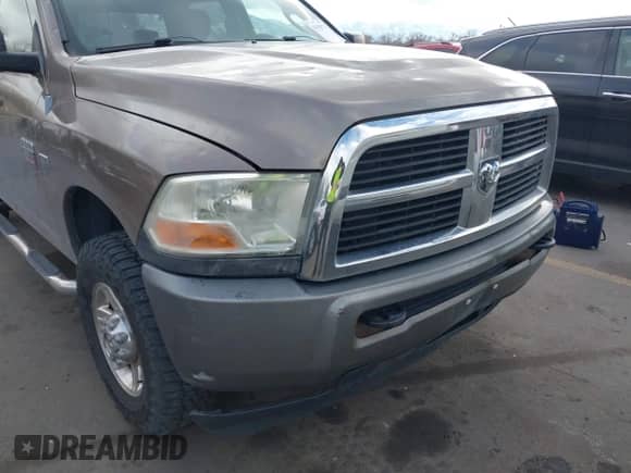 2010 Dodge 2500 ST with VIN 3D7TT2CT0AG176247, listed as a IAAI auction lot 41556794 with 204,988 mi miles and . Bid and sale history available at DreamBid. Image 6.