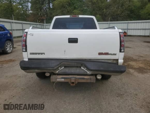 1997 GMC Sierra 1500 SL с VIN 1GTEC14W7VZ550350, выставлен на аукционе Copart как лот 81184144 с пробегом 106 983 миль миль и Списание • Salvage title. История ставок и продаж доступна на DreamBid. Изображение 6.