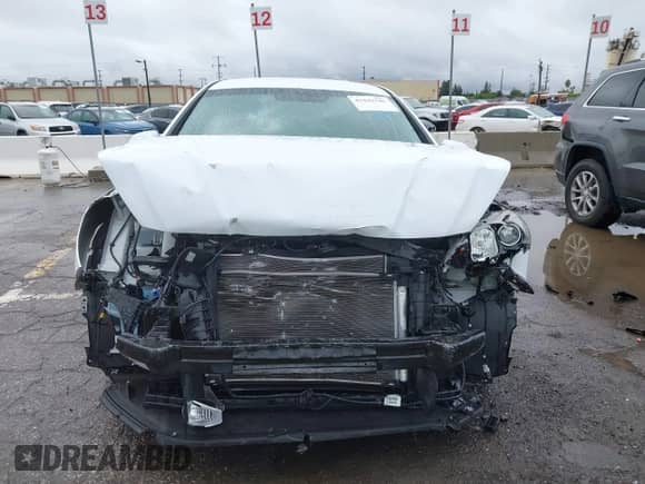 2019 Hyundai Sonata SE с VIN 5NPE24AFXKH740655, выставлен на аукционе IAAI как лот 43442786 с пробегом 28 278 миль миль и . История ставок и продаж доступна на DreamBid. Изображение 13.