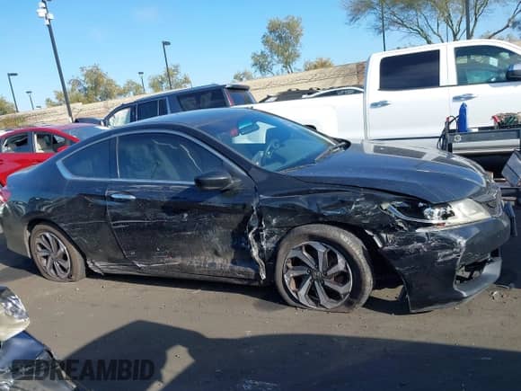 2016 Honda Accord LX-S with VIN 1HGCT1B3XGA007500, listed as a IAAI auction lot 43365735 with 182,528 mi miles and . Bid and sale history available at DreamBid. Image 13.