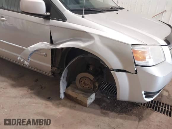 2009 Dodge Grand Caravan SXT with VIN 2D8HN54199R671630, listed as a IAAI auction lot 42836838 with 178,272 mi miles and . Bid and sale history available at DreamBid. Image 6.