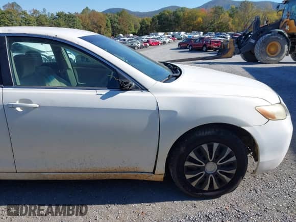 2009 Toyota Camry XLE with VIN 4T1BE46K39U808080, listed as a IAAI auction lot 43443664 with 256,321 mi miles and . Bid and sale history available at DreamBid. Image 15.