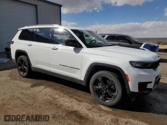 2021 Jeep Grand Cherokee Laredo z VIN 1C4RJKAG6M8151041, wystawiony jako Copart lot #77276294 z przebiegiem 67 525 mil mil oraz Szkoda całkowita • Salvage title. Historia ofert i sprzedaży dostępna na DreamBid. Obrazek 4.