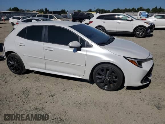 2025 Toyota Corolla XSE z VIN JTNC4MBE5S3238814, wystawiony jako Copart lot #61268145 z przebiegiem 30 783 mil mil oraz Szkoda całkowita • Salvage title. Historia ofert i sprzedaży dostępna na DreamBid. Obrazek 4.