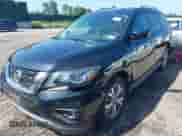 2017 Nissan Pathfinder SL z VIN 5N1DR2MM8HC682924, wystawiony jako IAAI lot #42854884 z przebiegiem Nie podano mil oraz . Historia ofert i sprzedaży dostępna na DreamBid. Obrazek 17.