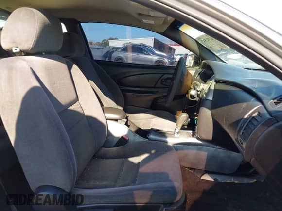 2007 Chevrolet Monte Carlo LS с VIN 2G1WJ15K179126254, выставлен на аукционе IAAI как лот 42702947 с пробегом 169 765 миль миль и . История ставок и продаж доступна на DreamBid. Изображение 5.