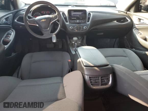 2025 Chevrolet Malibu LT z VIN 1G1ZD5ST4SF109635, wystawiony jako Copart lot #80951795 z przebiegiem 16 273 mil mil oraz Szkoda całkowita • Salvage title. Historia ofert i sprzedaży dostępna na DreamBid. Obrazek 8.