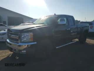 2013 Chevrolet Silverado 1500 LT с VIN 1GCRKSE70DZ106663, выставлен на аукционе Copart как лот 71665875 с пробегом 143 753 миль миль и Чистый • Clean title. История ставок и продаж доступна на DreamBid. Изображение 1.