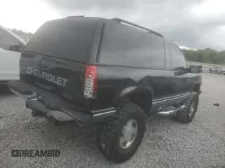 1994 Chevrolet Blazer с VIN 1GNEK18K6RJ406679, выставлен на аукционе Copart как лот 68764275 с пробегом 243 891 миль миль и Списание • Salvage title. История ставок и продаж доступна на DreamBid. Изображение 3.