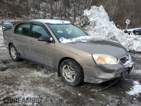 2008 Chevrolet Malibu Classic LS 1FL с VIN 1G1ZS58F28F127566, выставлен на аукционе Copart как лот 44581665 с пробегом 98 792 миль миль и Списание • Salvage title. История ставок и продаж доступна на DreamBid. Изображение 4.